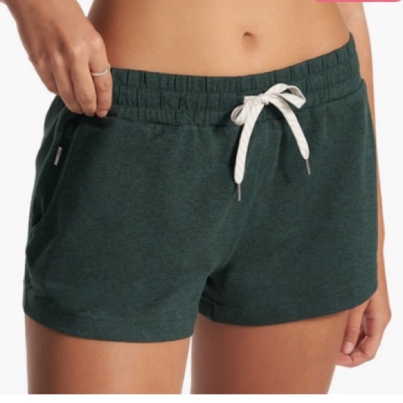 Vuori Halo Performance Shorts Athletic Shorts Green Heather size Medium - Picture 1 of 6